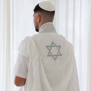 טלית מהודרת - מגן דוד כסף יוקרתי